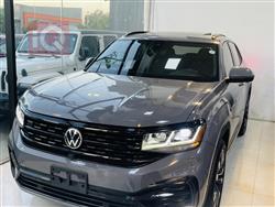 ڤۆڵکسواگن ئەتڵەس کرۆس سپۆرت